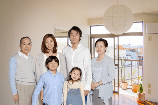 遺品整理の事例紹介：思い出を大切にする方法とは？（※イメージ2）